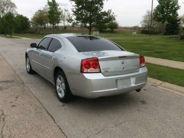 2010 Dodge Charger SXT 4DR Sedan